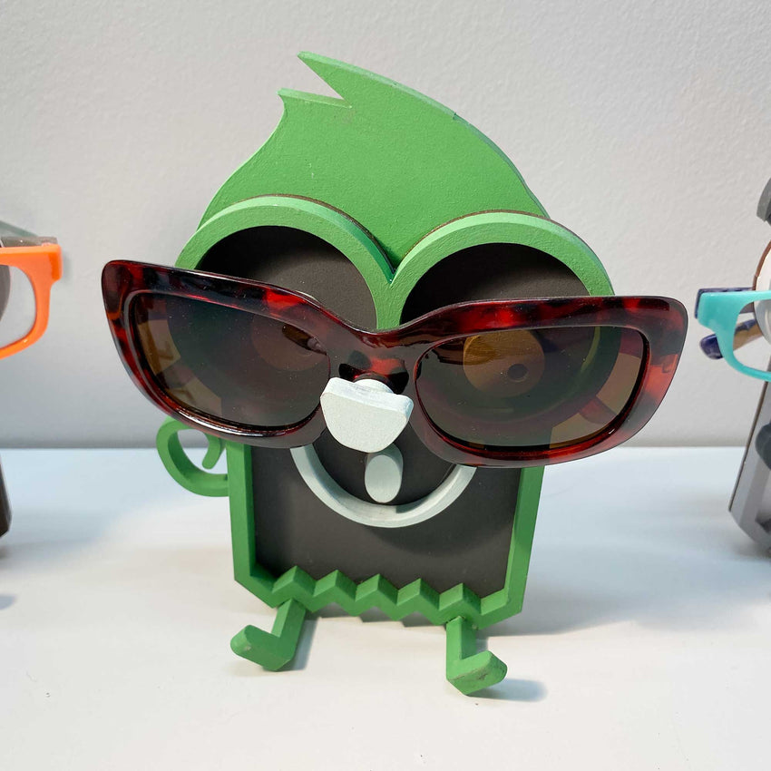 Monkey 3D Glasses Holder ~ Paint Kit