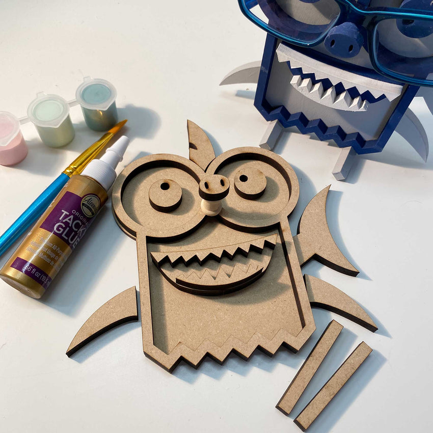 Shark 3D Glasses Holder ~ Paint Kit