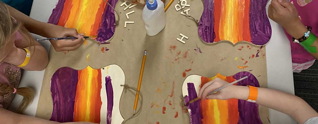 How to Plan a Family-Friendly Creative Event That Everyone Will Enjoy