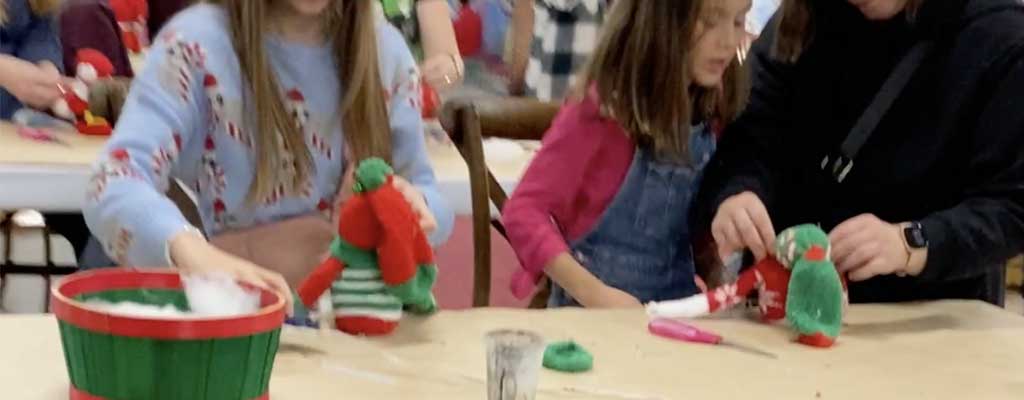Seasonal Craft Events: How to Plan Engaging Holiday-Themed Workshops