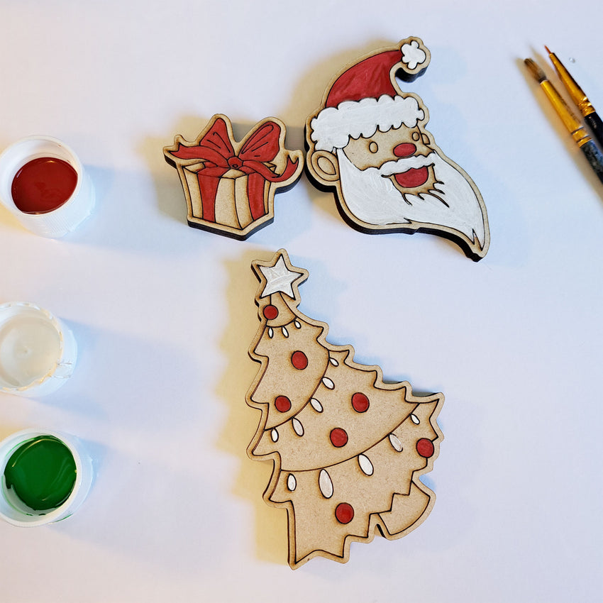 Christmas Magnets Paint Kit ~ Ages 4+