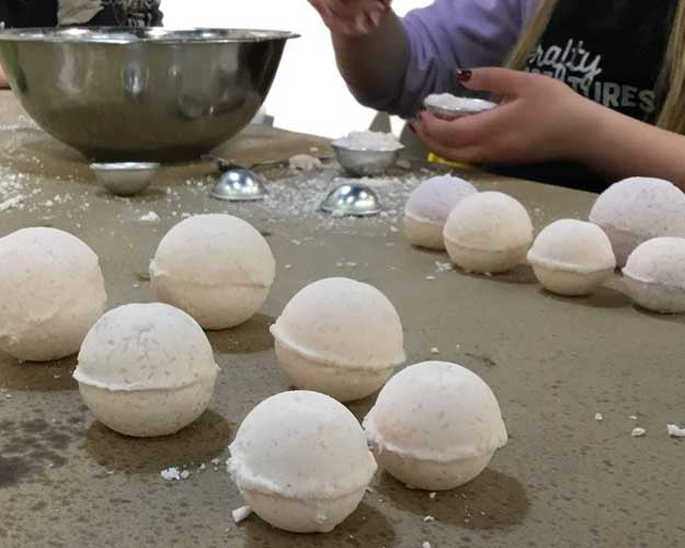 Workshop - Bath Bombs ~ All Ages